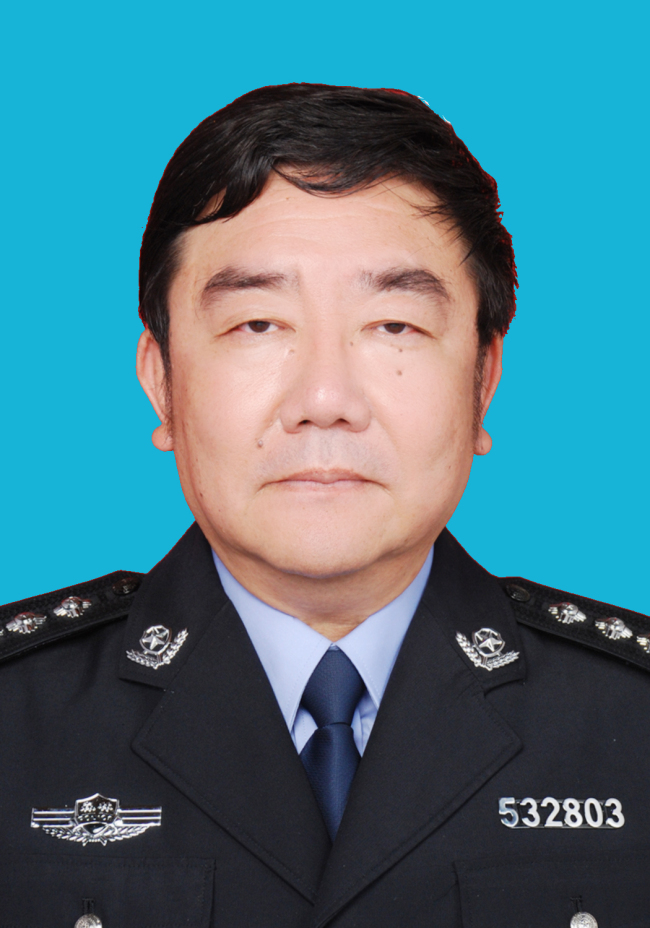 石宏工作照